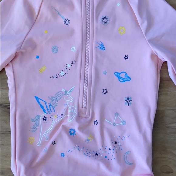 Hanna Andersson Sunblock Unicorn Art One Piece - Picture 7 of 16